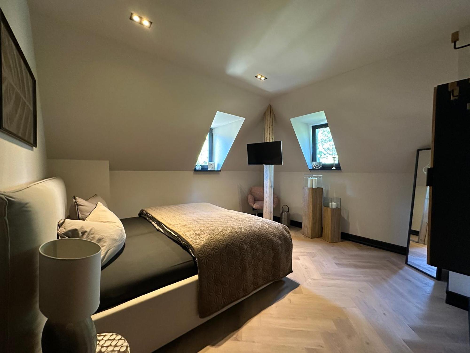 * Stadtvilla Plauen * * Aussergewoehnlich * 2 Zimmerwohnung * Zentrumsnah Exterior foto