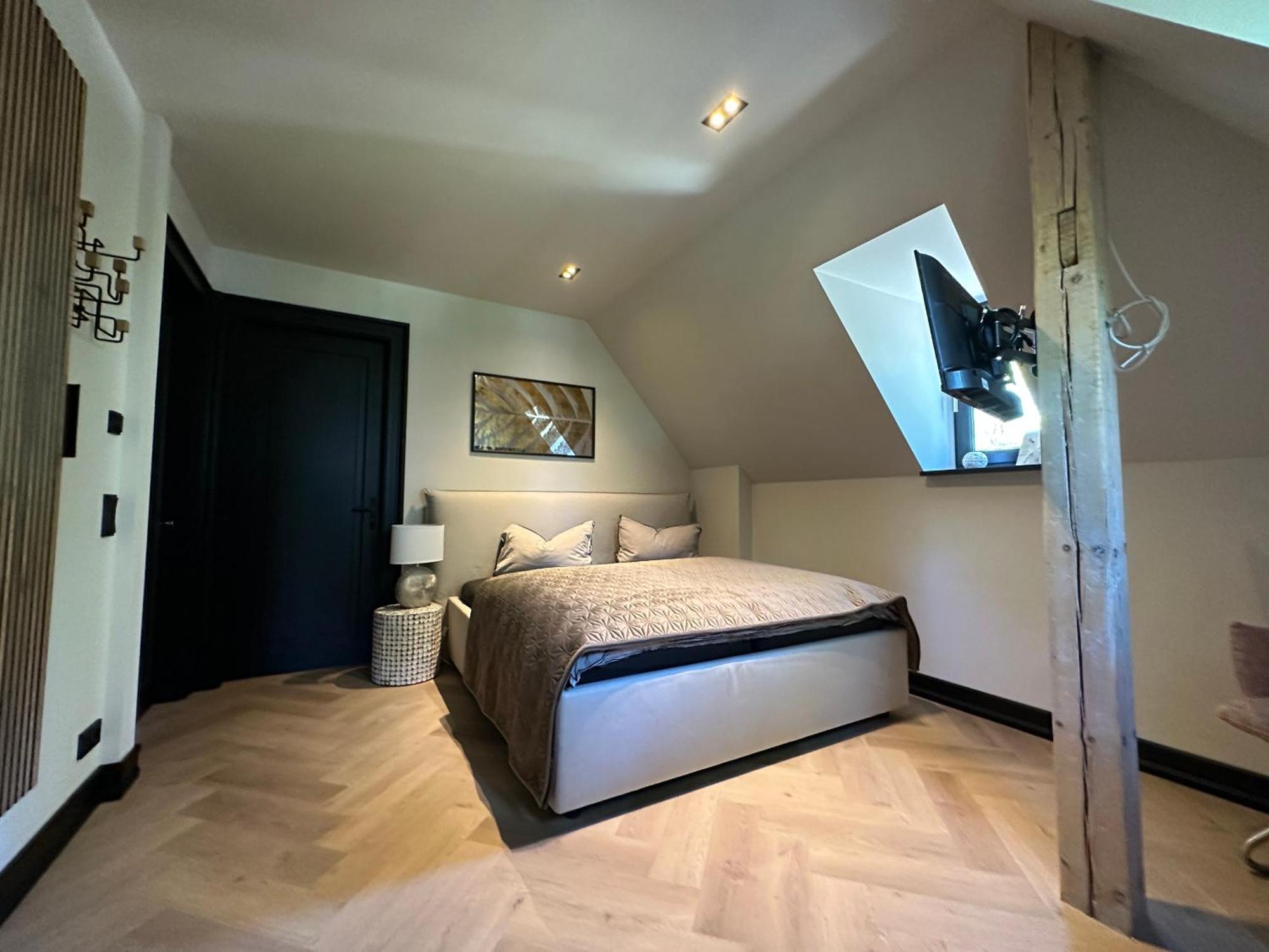 * Stadtvilla Plauen * * Aussergewoehnlich * 2 Zimmerwohnung * Zentrumsnah Exterior foto